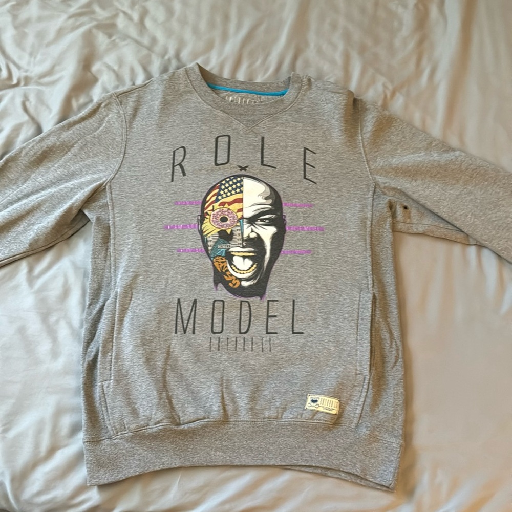 Charles Barkley “ I Am Not A Role Model” crew neck sweater by Entreels.